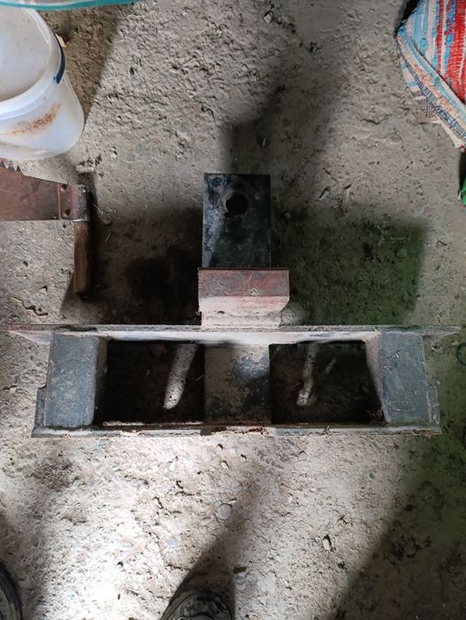 Кронштейн передніх грузів МТЗ