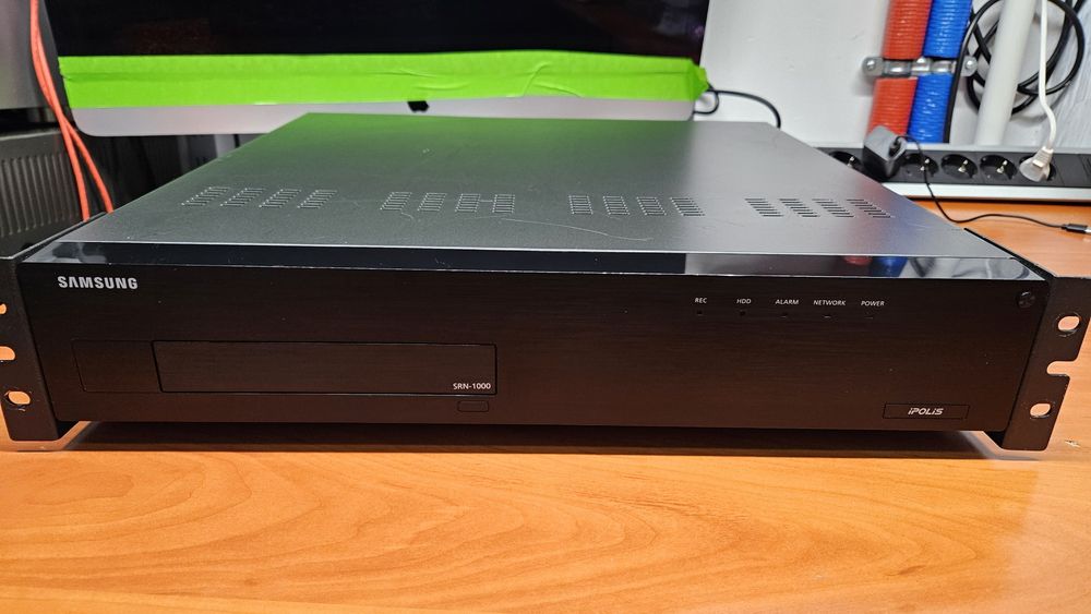 Rejestrator ip samsung SRN-1000P + komputer z oprogramowaniem