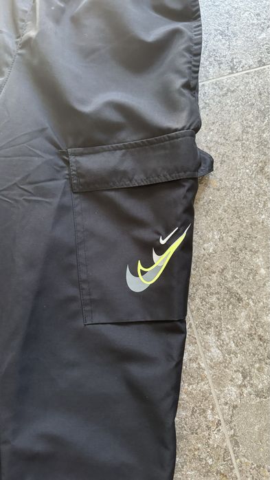 Nike Air Max K NSW CTY oryginalne spodnie dresowe - XS