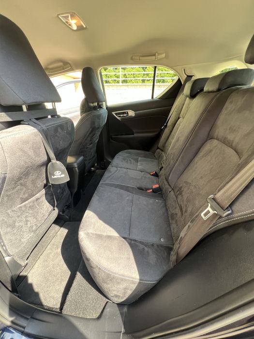 Lexus CT200H