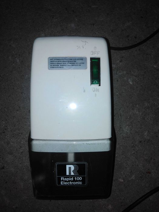 Zszywacz elektryczny rapid 100