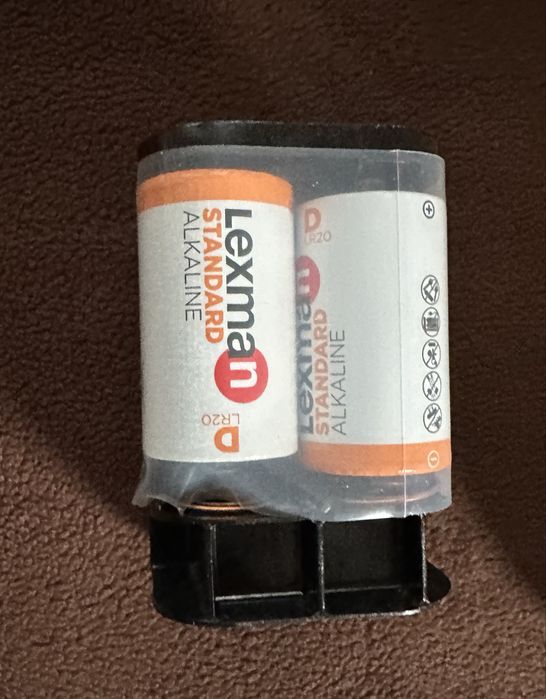 Duża latarka wodoodporna na baterie LR20 + smycz