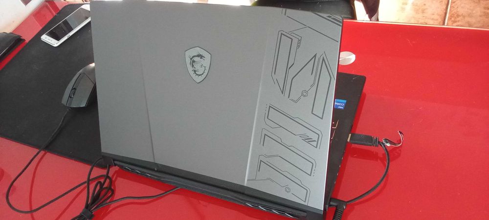 Portatil MSI Pulse 15 B13VFK