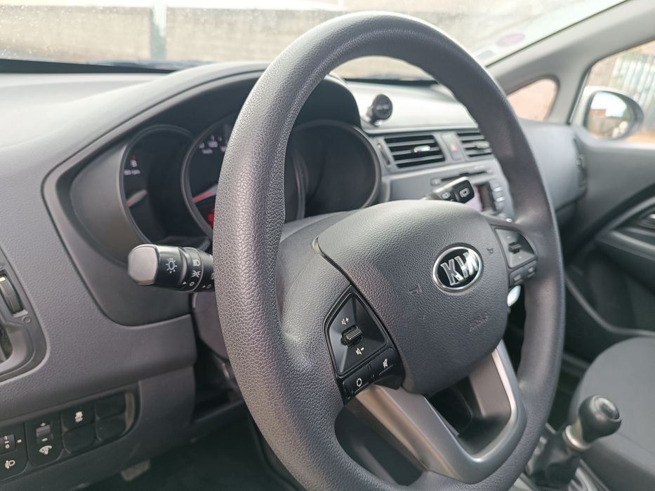 Kia Rio 1.2 gasolina