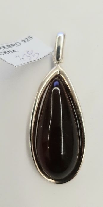 Nowa zawieszka z naturalnego ego burszty