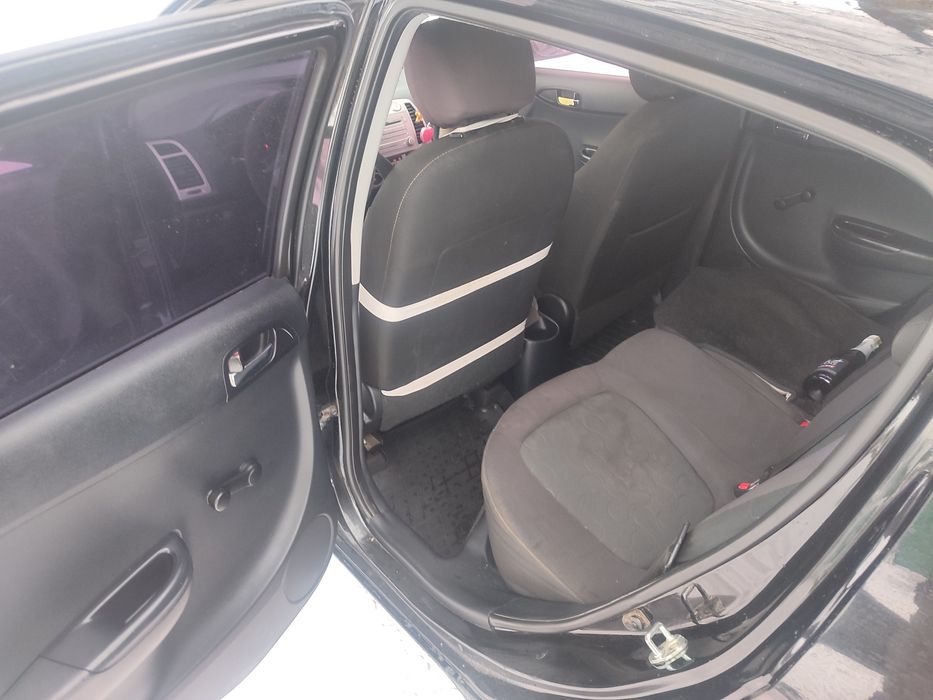 Продам  Hyundai i20 1.25 бензин