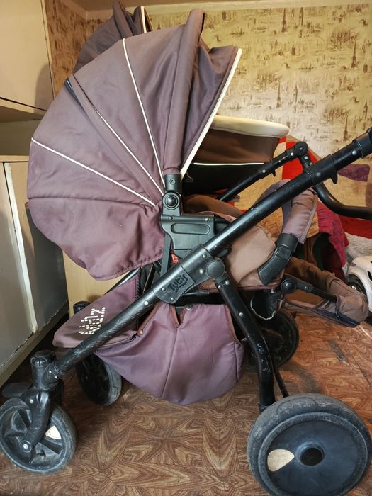 Продам коляску 2в1