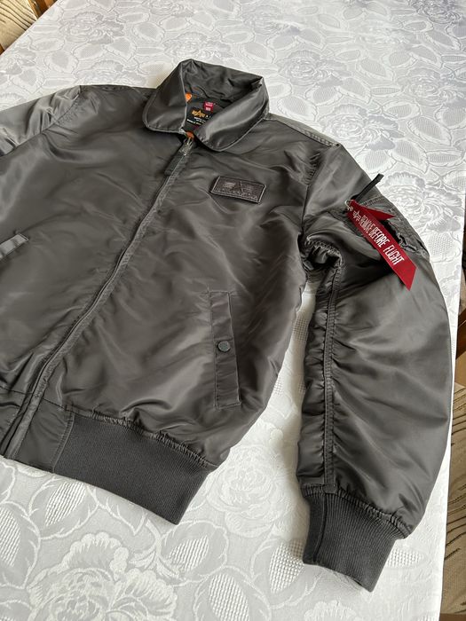 Kurtka bomberka męska Alpha Industries Flying Tigers CWU Vintage Grey haft naszywka L