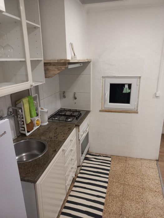 Acolhedor Estúdio em Queluz – A 20 min de Lisboa e Pronto a Habitar!