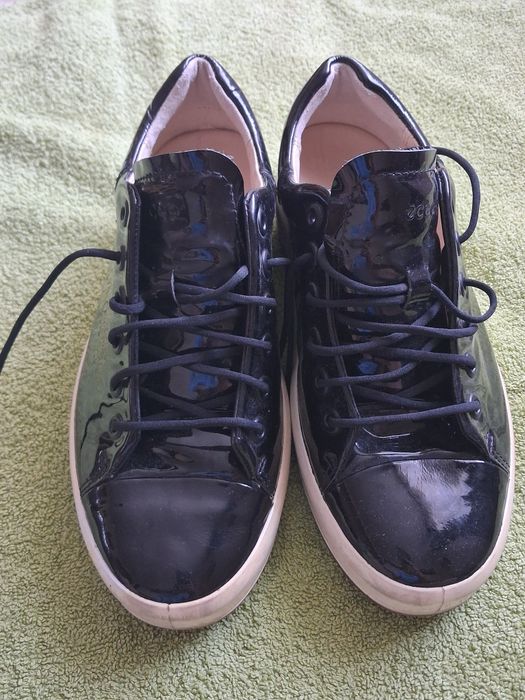 Trampki ecco rozmiar 35  skóra naturalna.Ideał