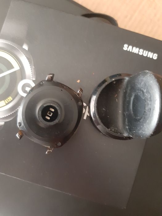 Smartwatch samsung sem bracelete