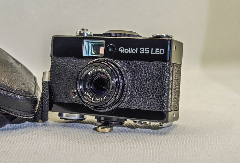 Aparat analogowy kompakt rollei 35 led