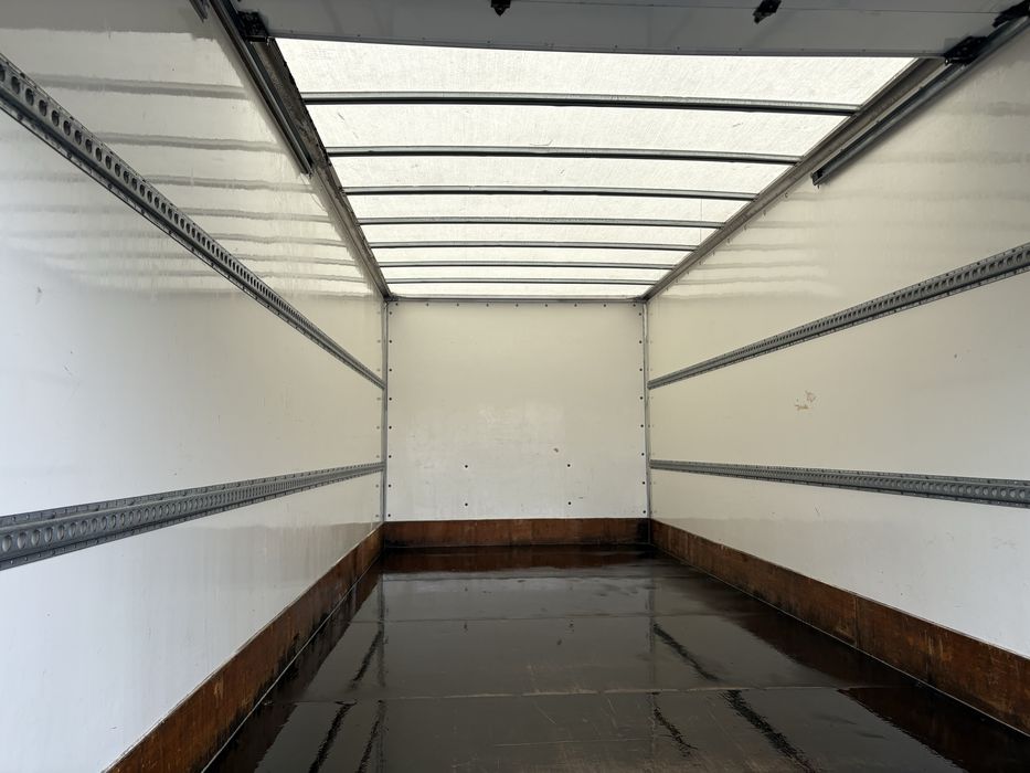 Kontener winda iveco daily izoterma 6,20x2,33x2,25