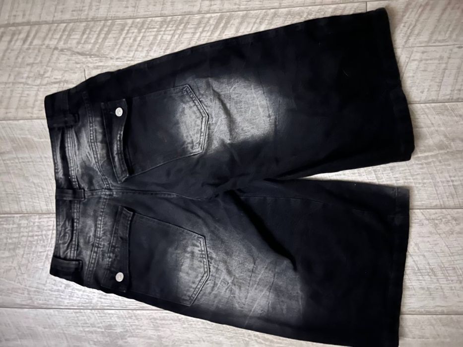 шорты бермуды.