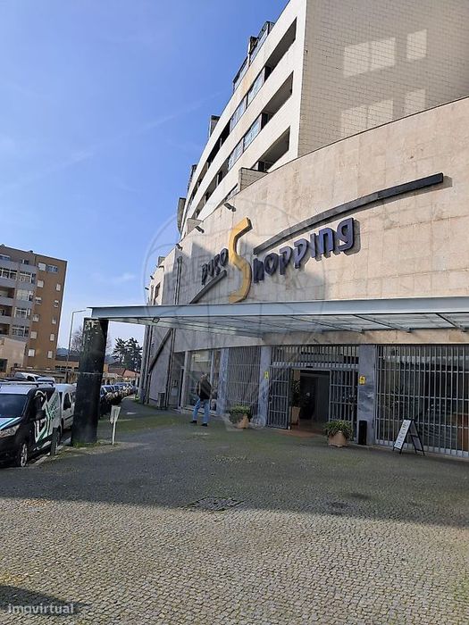 Loja  para arrendamento