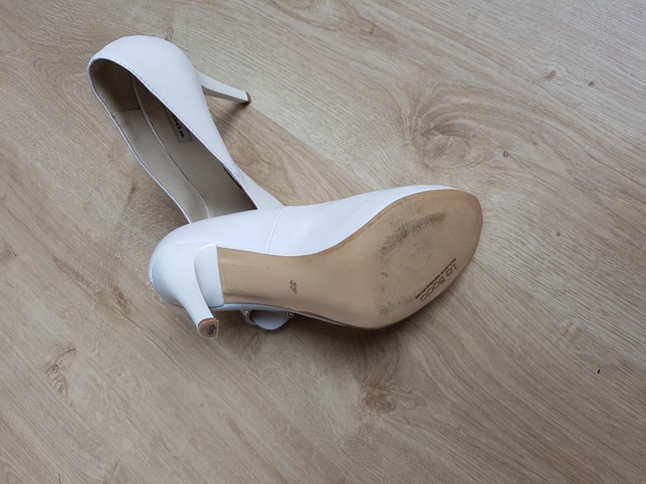 Szpilki na ślub z kryształkami Swarovskiego