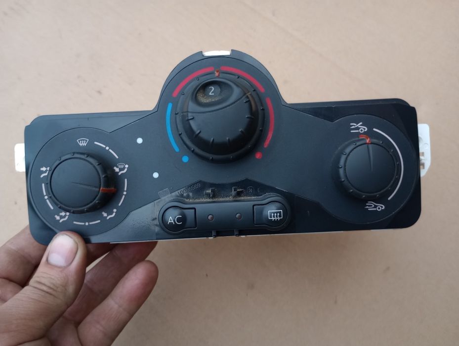 Renault Clio 3 lll Modus panel nawiewu klimatyzacji