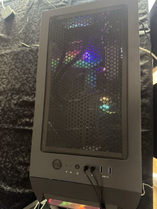 PC Gaming RTX 4060 8GB + Ryzen 5 5500 + 16GB RAM RGB