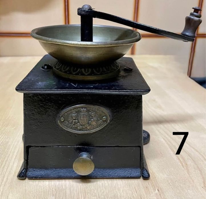 Moinhos de café antigos