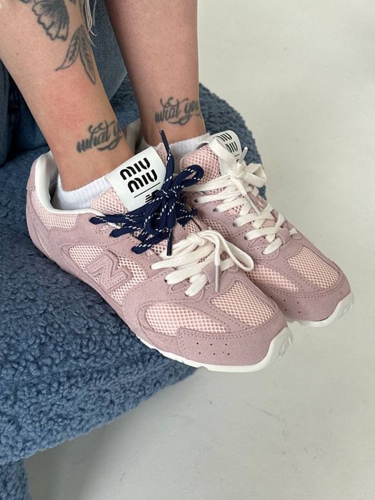 Sale! Останні пари NB x Miu-Miu 530