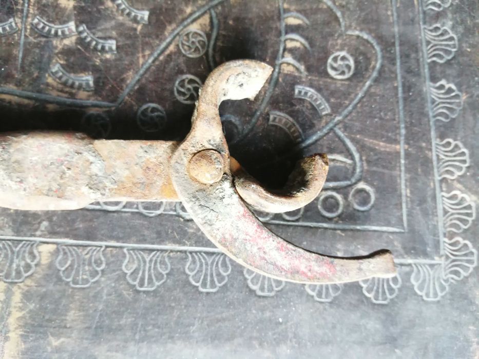 ferramenta antiga de resineiro