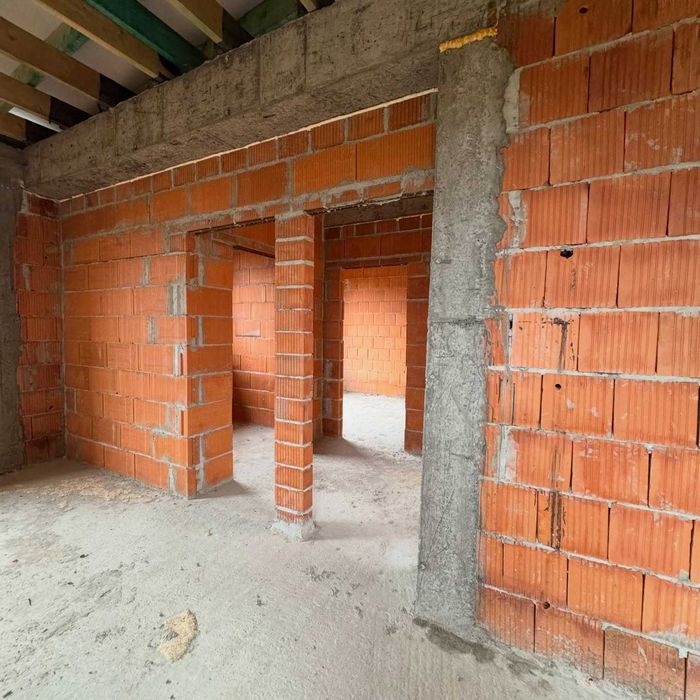 Продаж сучасних дуплексів в Мукачево