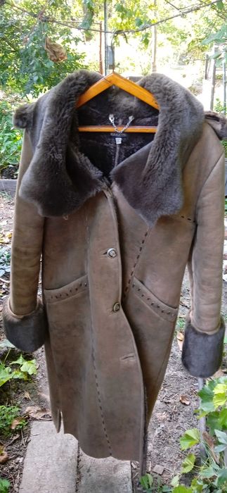 женская теплая дубленка