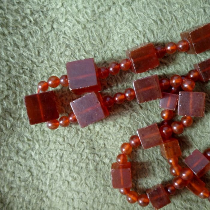 Редкое янтарные бусы