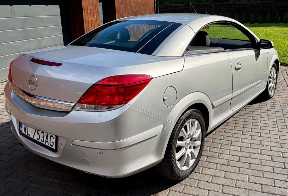 Opel Astra - FILM - Coupe-Cabrio CC / Bezwypadkowy Oryginał / Przebieg 103 tys km