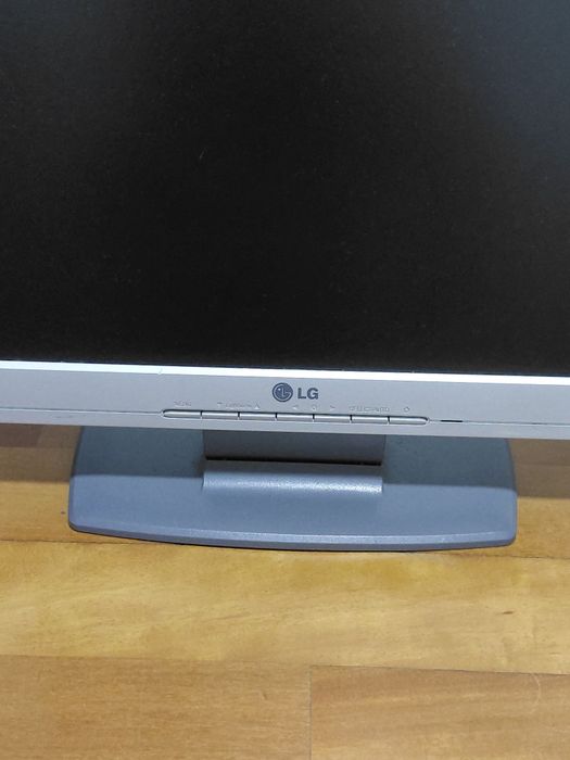 Monitor LG Flatron L1715S