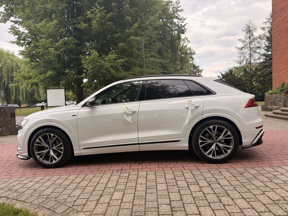 Usługa: zawiozę do ślubu Audi Q8