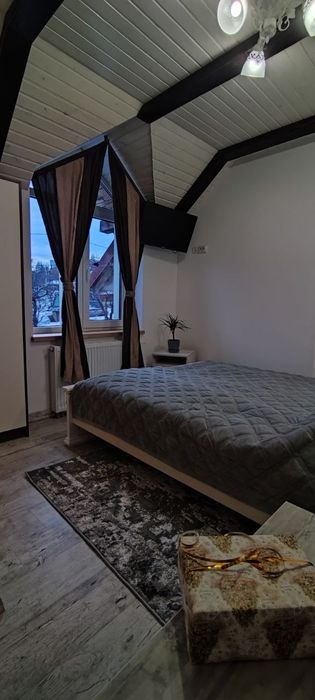 Оренда котедж покімнатно  Славсько без господаря до 17осіб