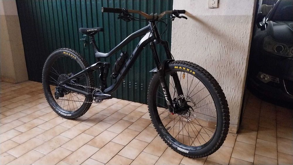 Bicicleta Enduro BTT Vitus 29" / 27,5"