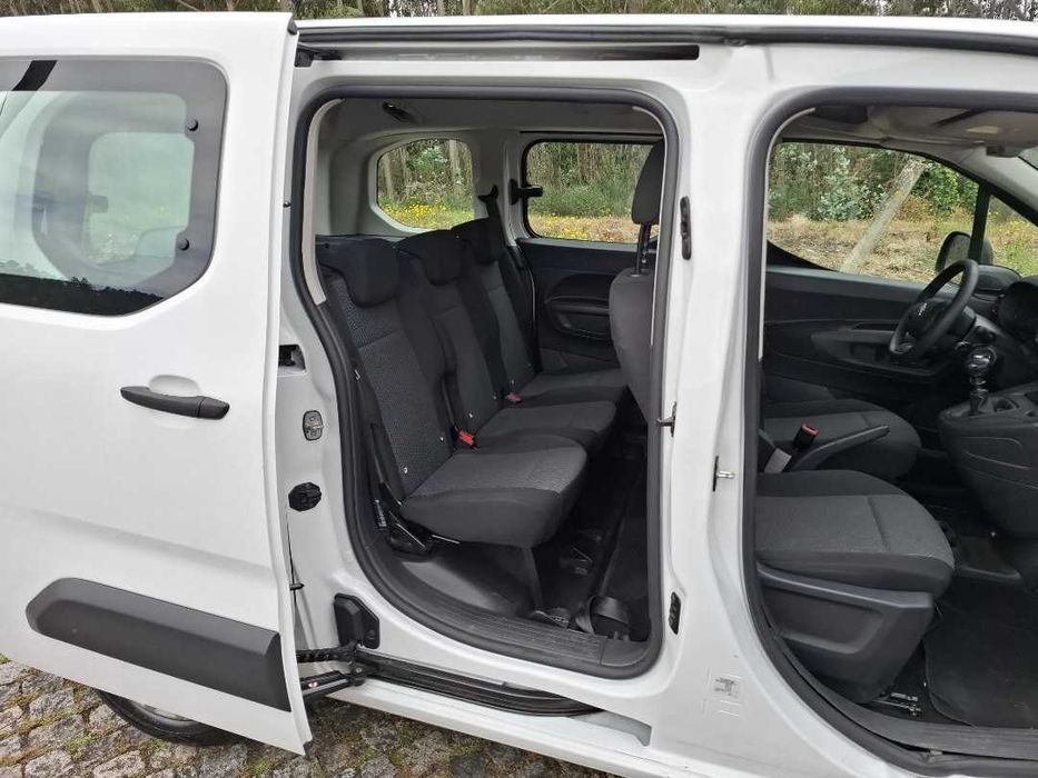 Citroën Berlingo 1.5 BlueHDi 5 Lugares 134 Mil kms Nacional de 2022 COM IVA DEDUTIVEL