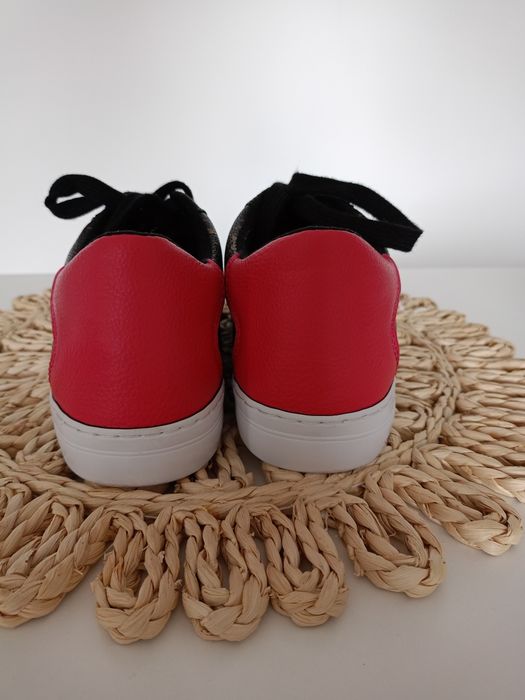 Jak nowe adidasy sneakersy GUESS rozmiar 37