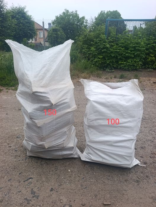 Дубові обрізки у мішках, дрова ясен