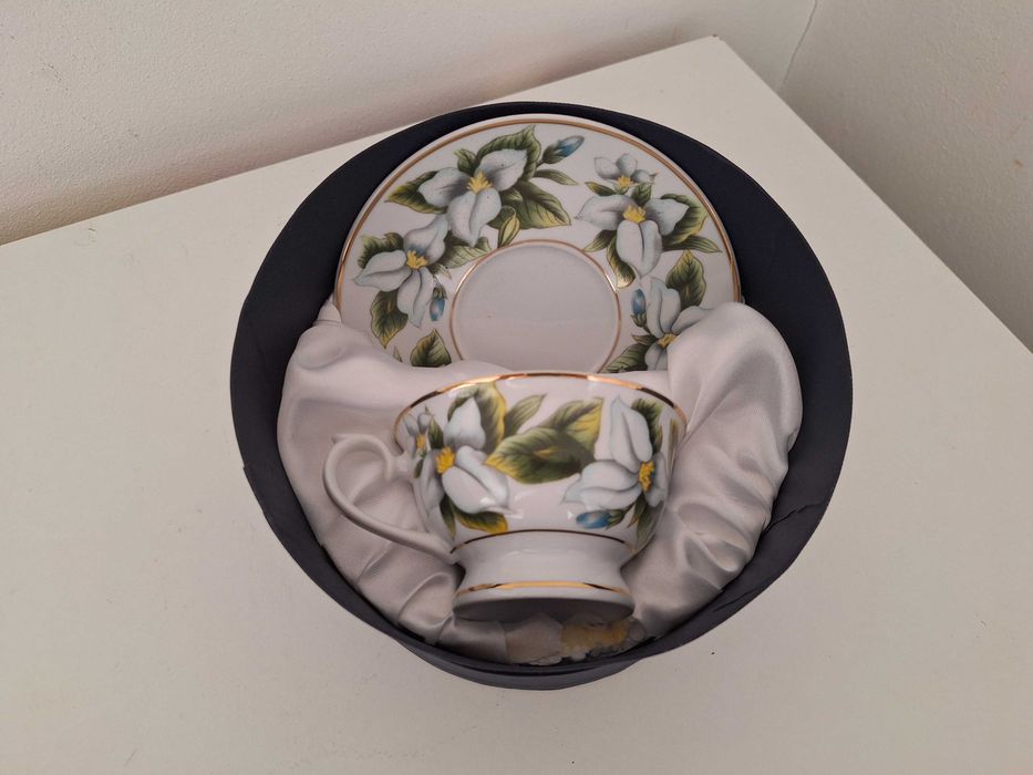 Chávena de Coleção com Pires Porcelana