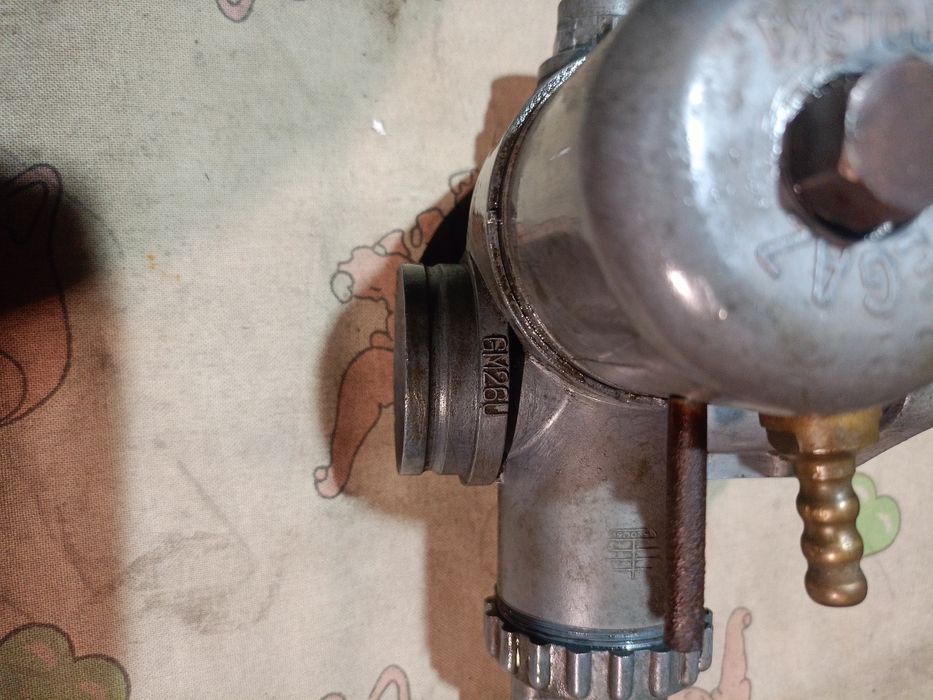 Gaźnik Pegaz do Junaka