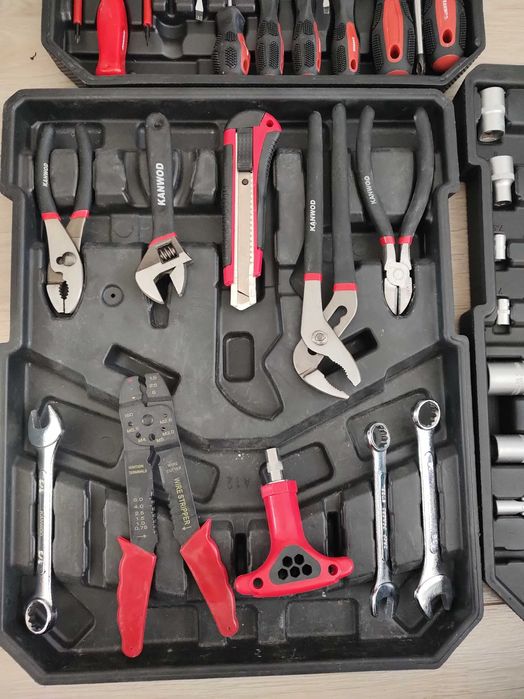 Narzędzia z walizką