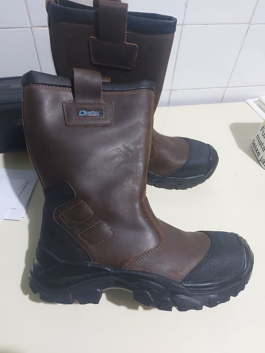 Botas OPSIAL forradas por dentro para inverno  tamanho 40