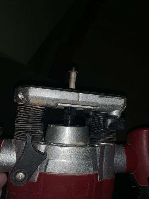 Продам фрезер einhell