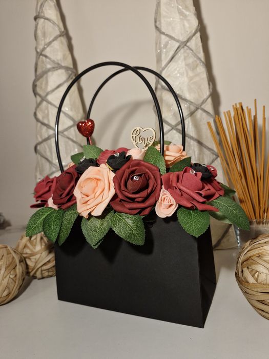 Prezent - Róże w torebce