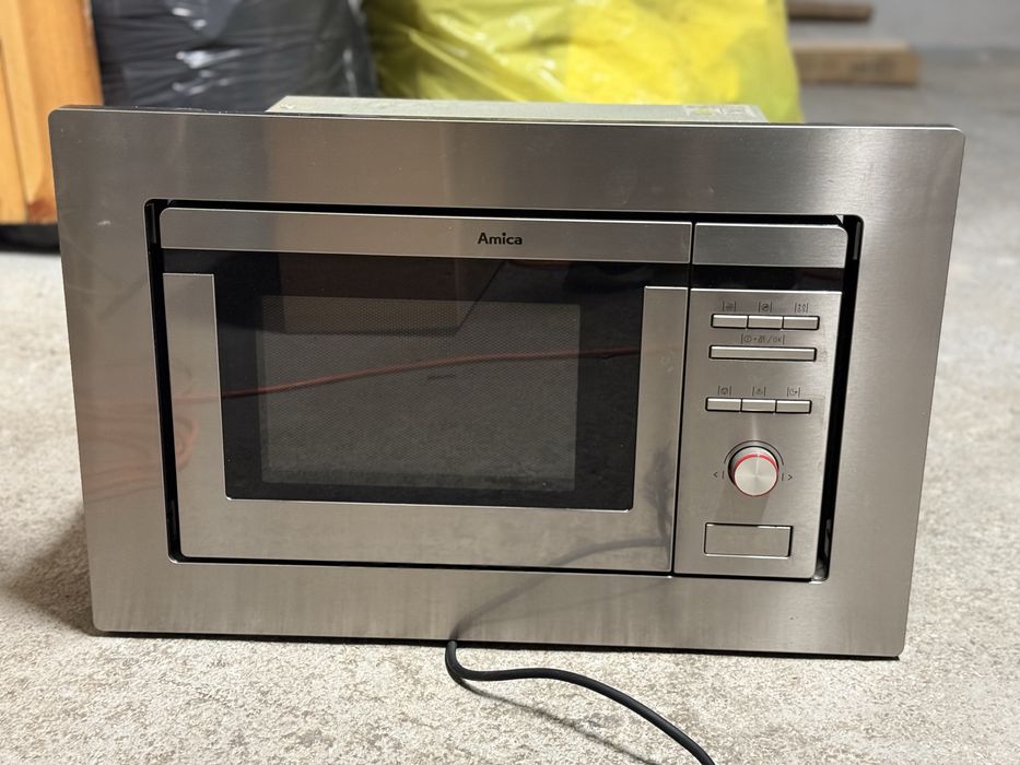 Mikrofala do zabudowy amica