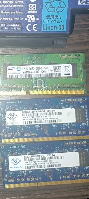 Оперативна пам'ять ,процессор і3 330м