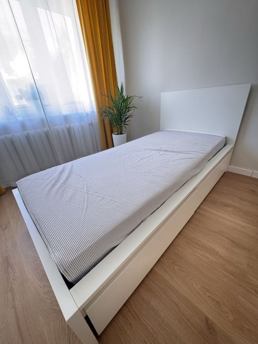 Łóżko 90 x 200 IKEA MALM
