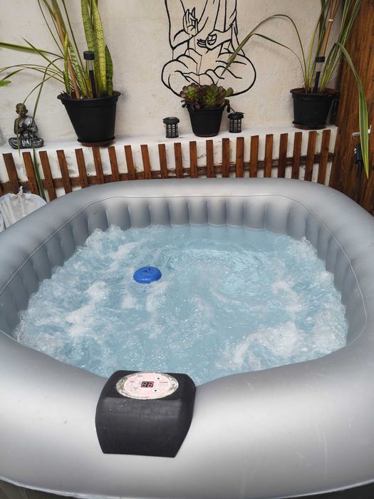 Jacuzzi insuflável