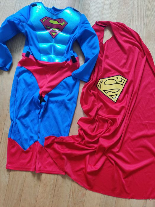 SUPERMAN/strój i peleryna/3-4/98-104/przebranie/karnawał