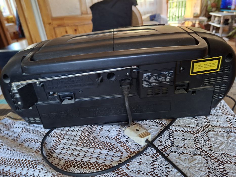 Radiomagnetofon cd Sanyo z100f
