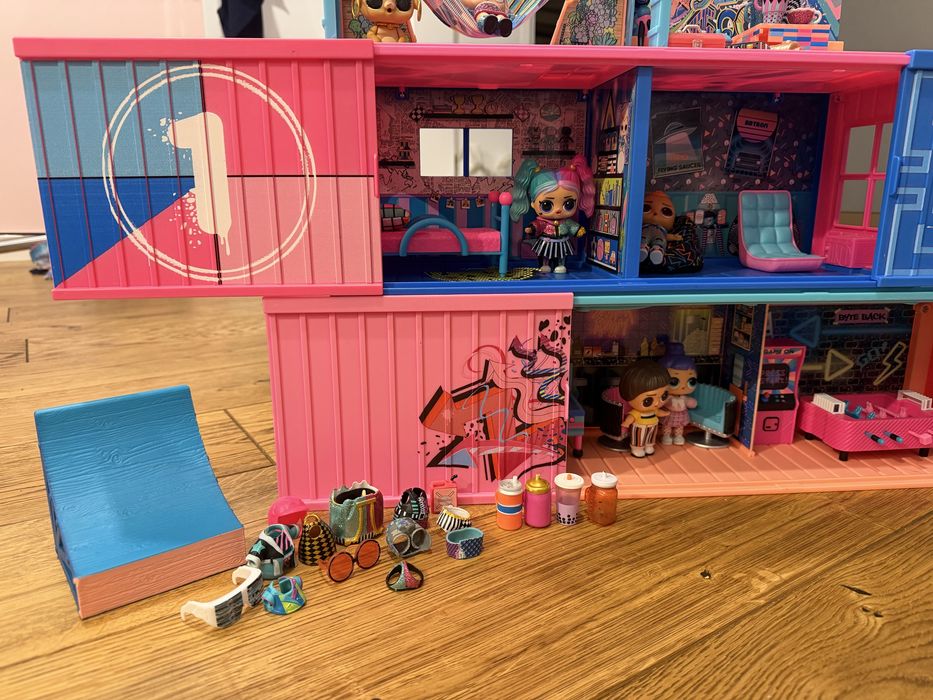 Domek/garaż LOL Surprise