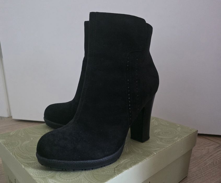 Botki na słupku Jenny Fairy 37